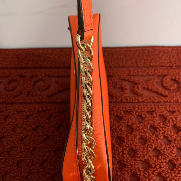 Authentic Michael Kors jet set large saffiano - Picture 2 of 7